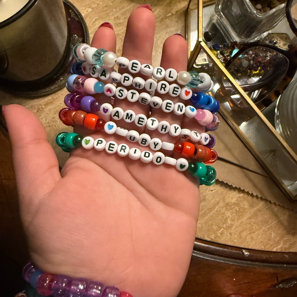 Custom Party Bracelets - Picture 6 of 11